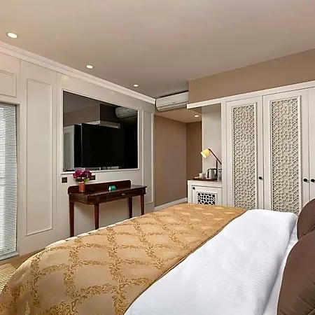 Pukka Boutique Hotel