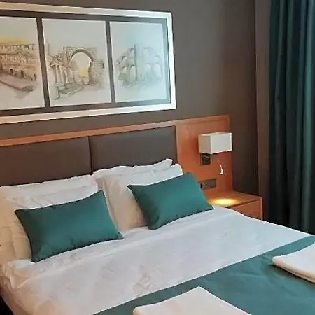 Pukka Boutique 3*