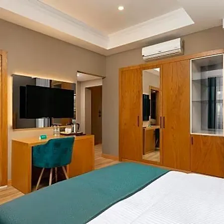 Hotel Pukka Boutique 3*